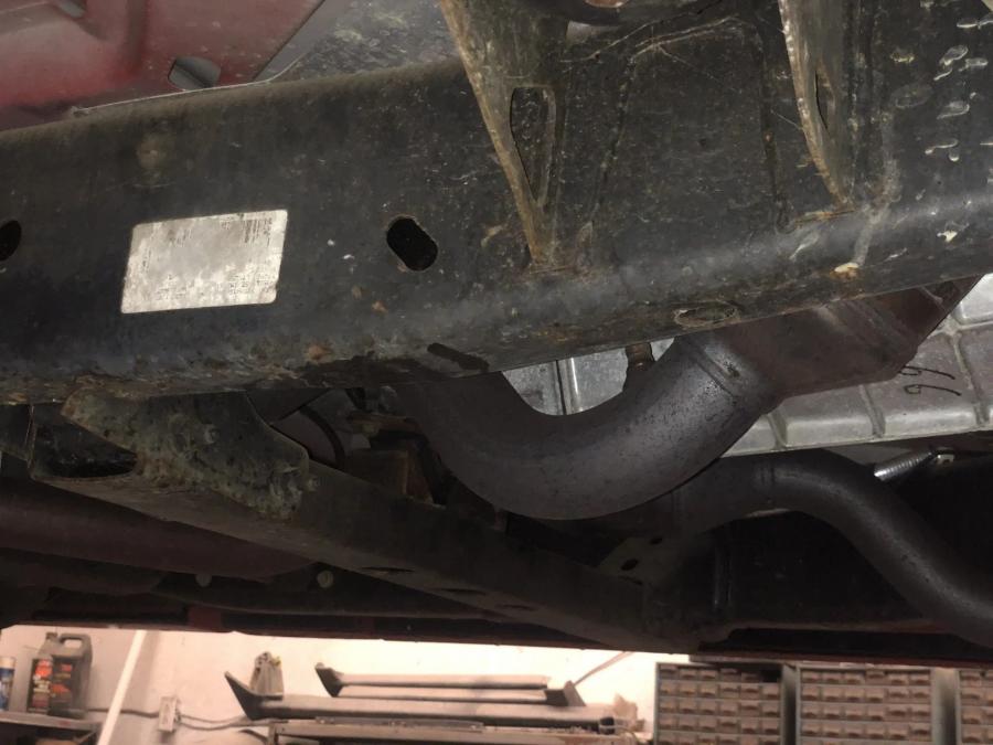 Днище и подвеска Dodge Ram SRT-10 2004 года  (фото 164 из 168)